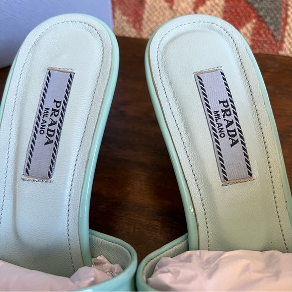 Prada Triangle Logo Spazzolato Glossy Leather 65mm Sandals $1,100 Used Twice! - Picture 6 of 15